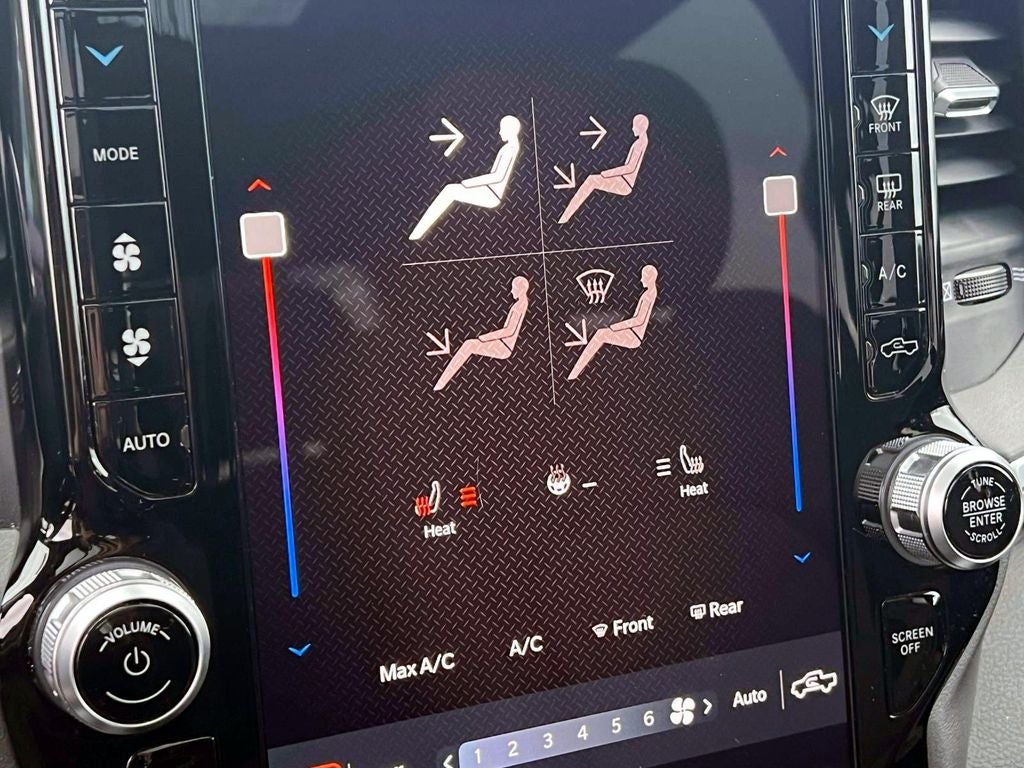 2023 RAM 1500 Big Horn Crew Cab 4x4 5'7' Box