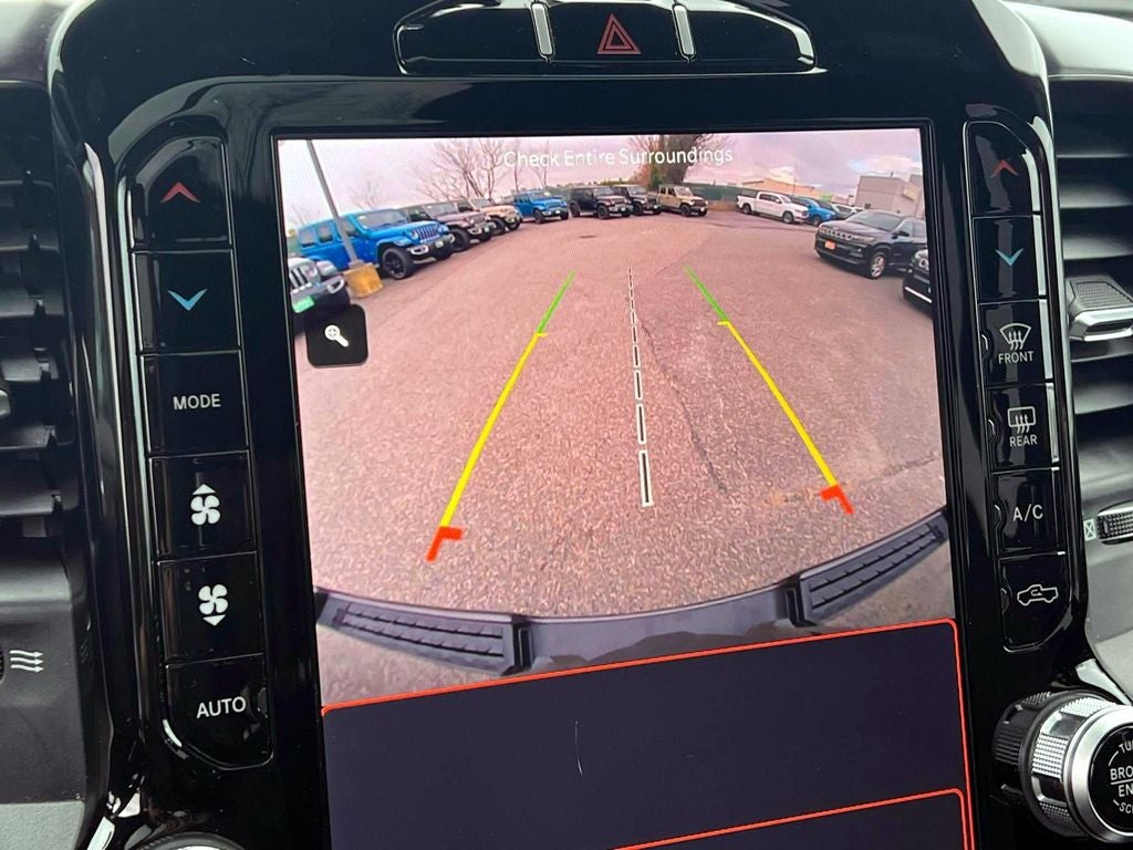 2023 RAM 1500 Big Horn Crew Cab 4x4 5'7' Box