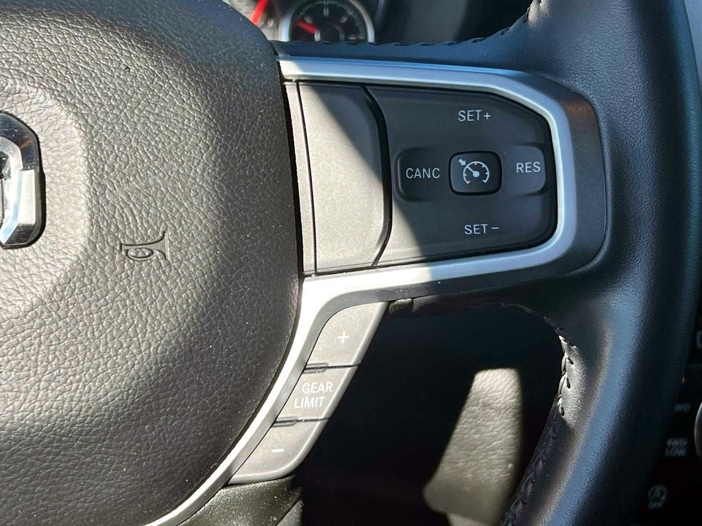 2023 RAM 1500 Big Horn Crew Cab 4x4 5'7' Box