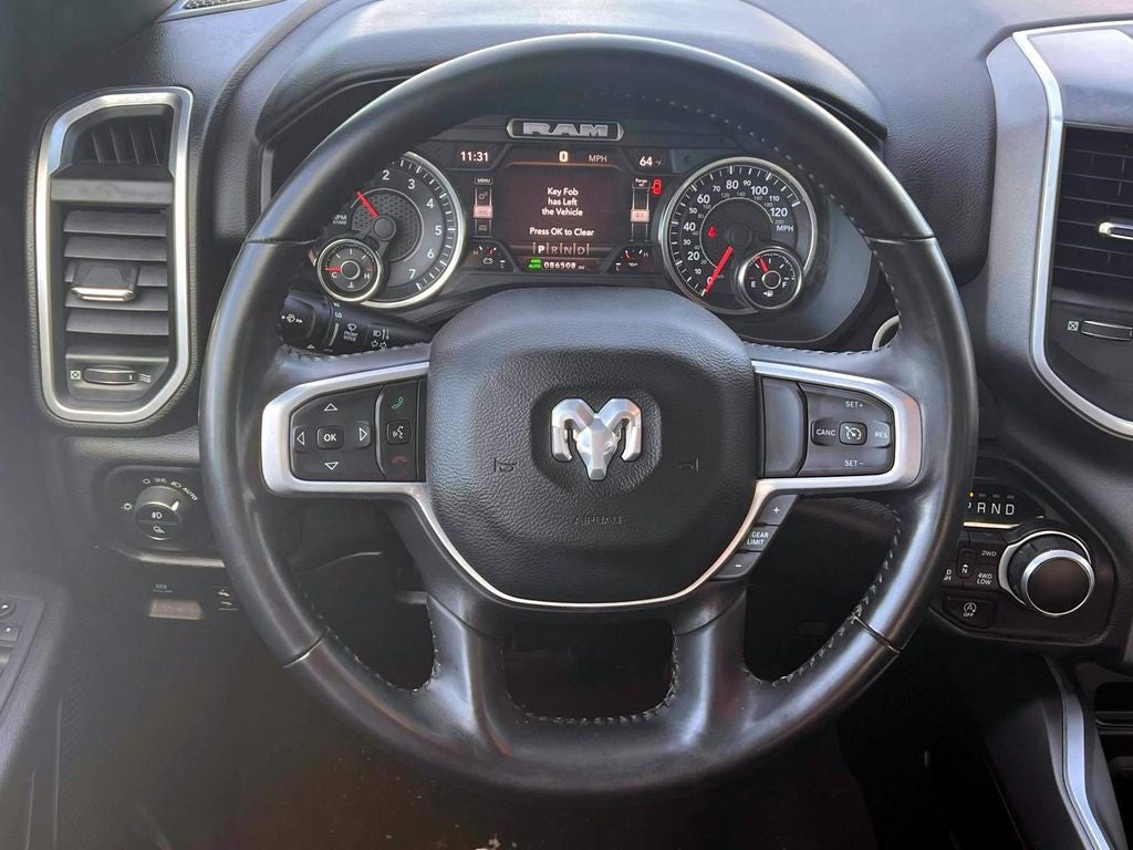 2022 RAM 1500 Big Horn Crew Cab 4x4 5'7' Box