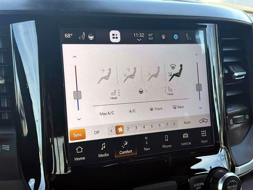 2022 RAM 1500 Big Horn Crew Cab 4x4 5'7' Box