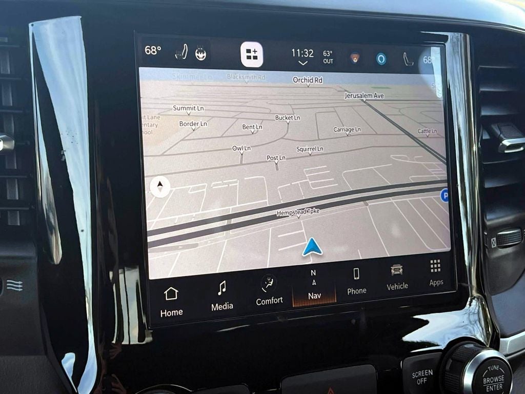 2022 RAM 1500 Big Horn Crew Cab 4x4 5'7' Box