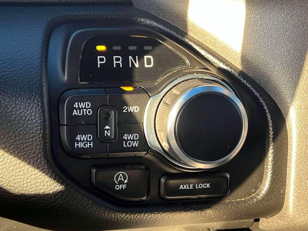 2023 RAM 1500 Big Horn Crew Cab 4x4 5'7' Box