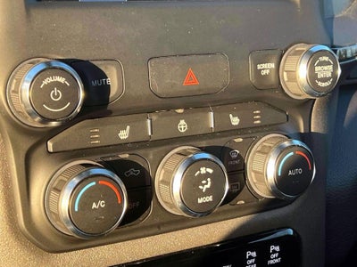 2023 RAM 1500 Big Horn Crew Cab 4x4 5'7' Box