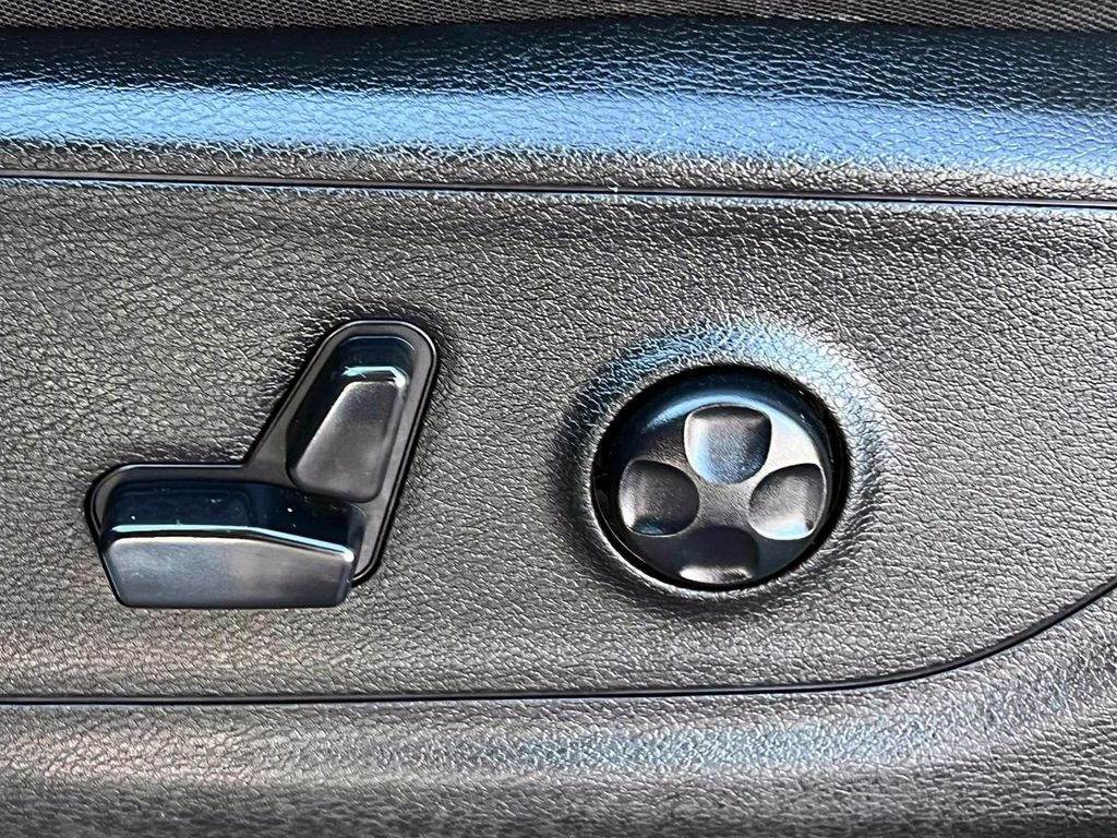 2019 RAM 1500 Big Horn/Lone Star Crew Cab 4x4 5'7' Box