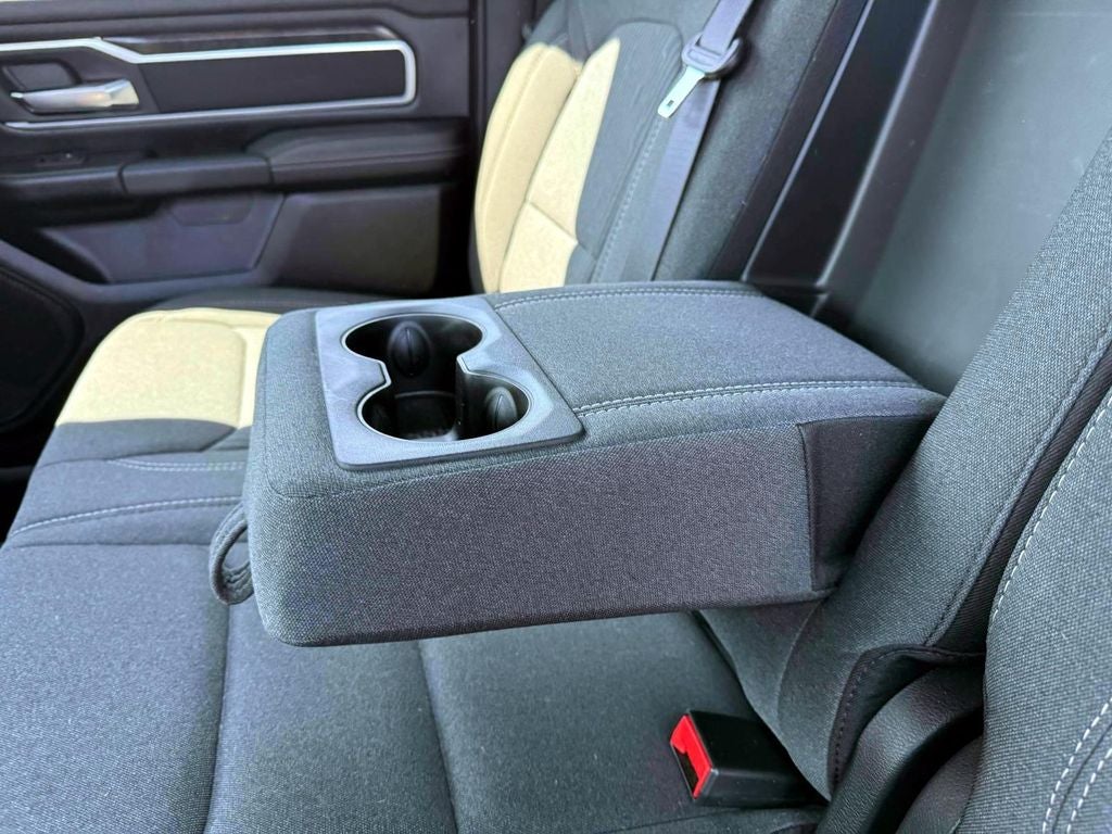 2023 RAM 1500 Big Horn Crew Cab 4x4 5'7' Box