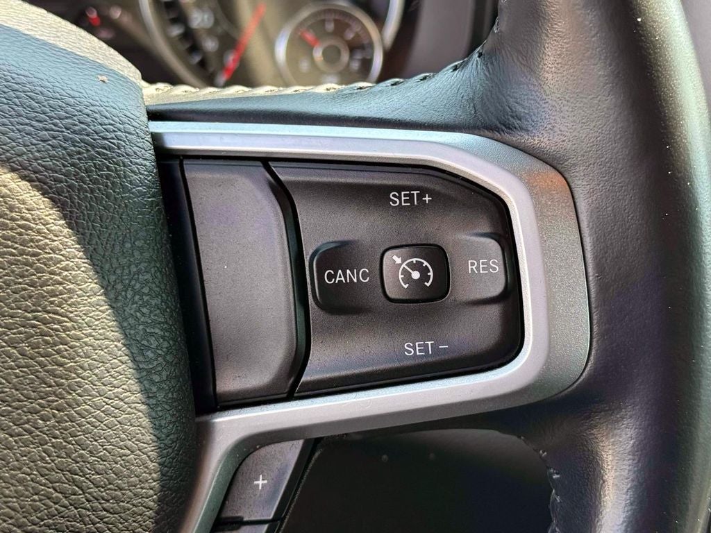 2023 RAM 1500 Big Horn Crew Cab 4x4 5'7' Box