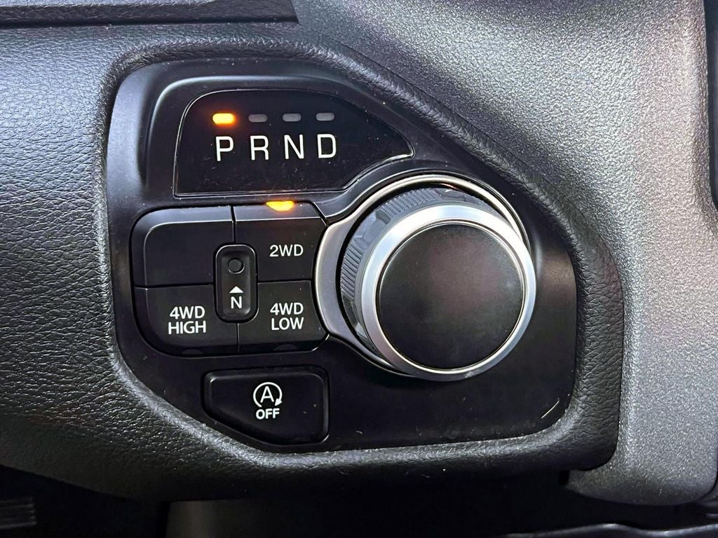 2023 RAM 1500 Tradesman Crew Cab 4x4 5'7' Box