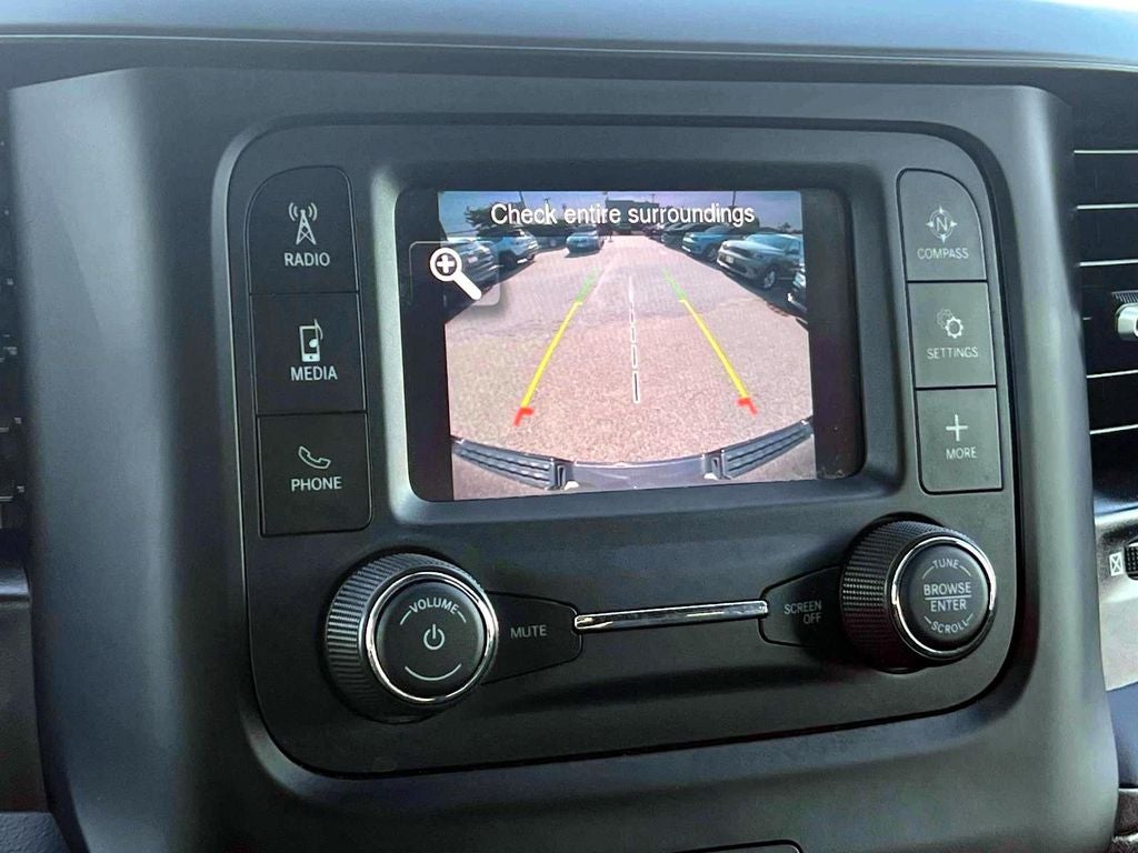 2023 RAM 1500 Tradesman Crew Cab 4x4 5'7' Box