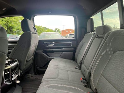 2020 RAM 1500 Big Horn Crew Cab 4x4 5'7' Box
