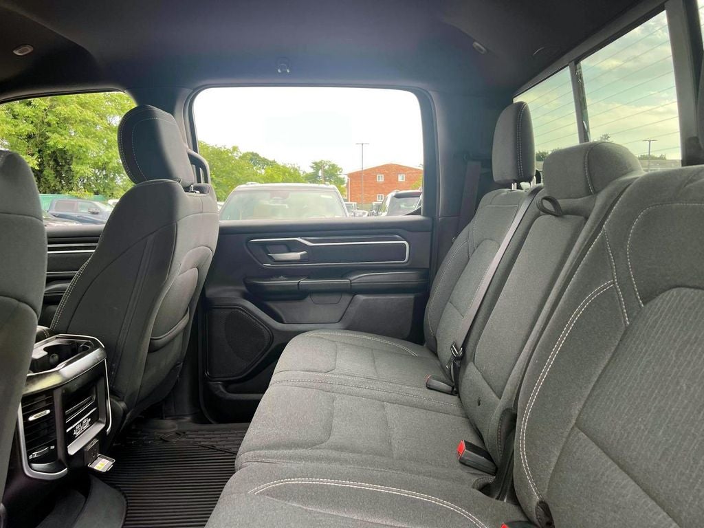 2020 RAM 1500 Big Horn Crew Cab 4x4 5'7' Box