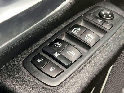 2020 RAM 1500 Big Horn Crew Cab 4x4 5'7' Box