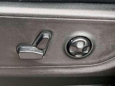 2020 RAM 1500 Big Horn Crew Cab 4x4 5'7' Box