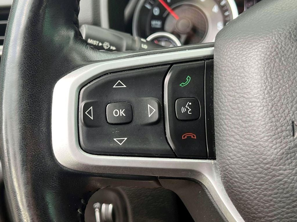 2020 RAM 1500 Big Horn Crew Cab 4x4 5'7' Box