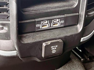 2022 RAM 1500 Big Horn Crew Cab 4x4 5'7' Box