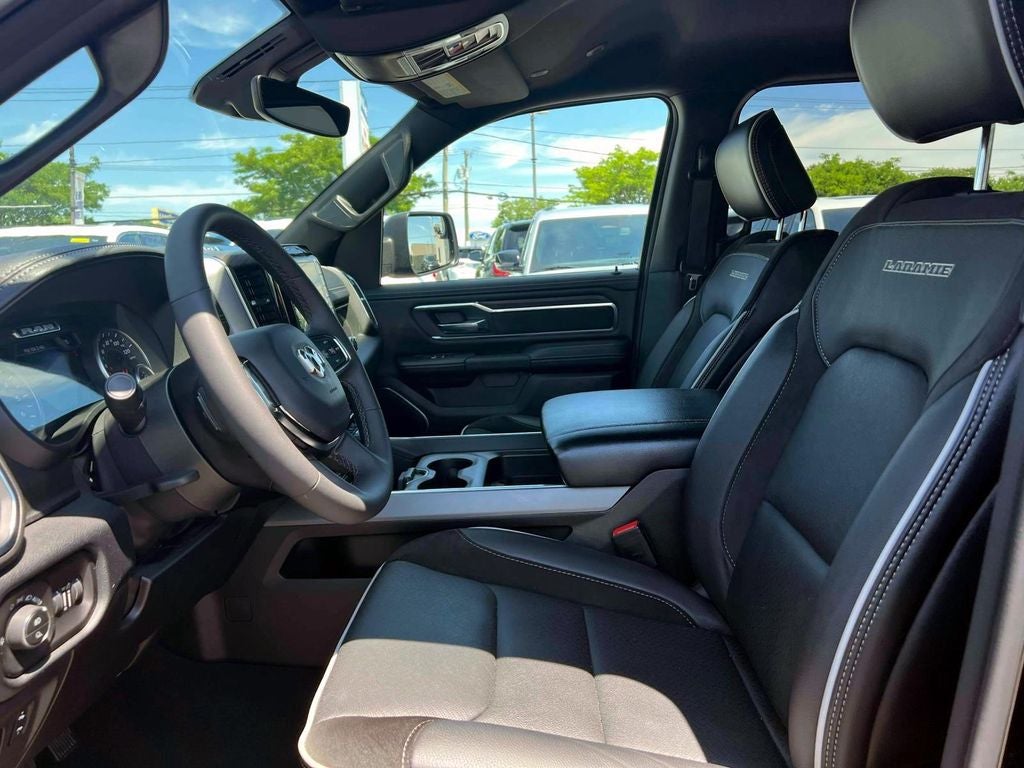2026 RAM 1500 Laramie Crew Cab 4x4 5'7' Box