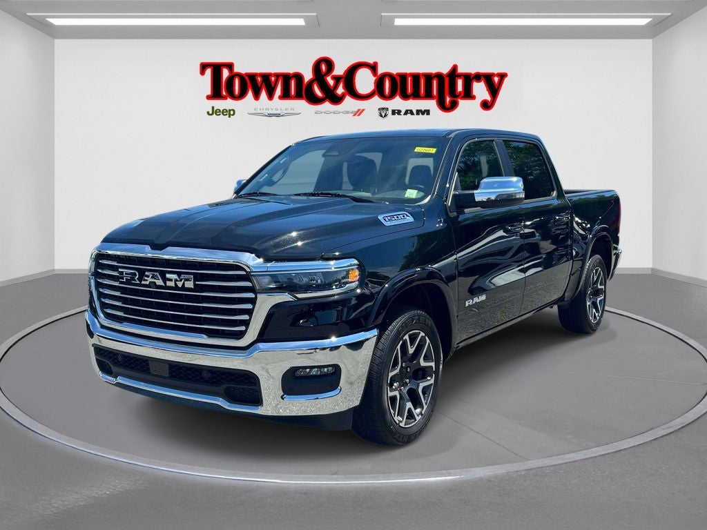 2026 RAM 1500 Laramie Crew Cab 4x4 5'7' Box