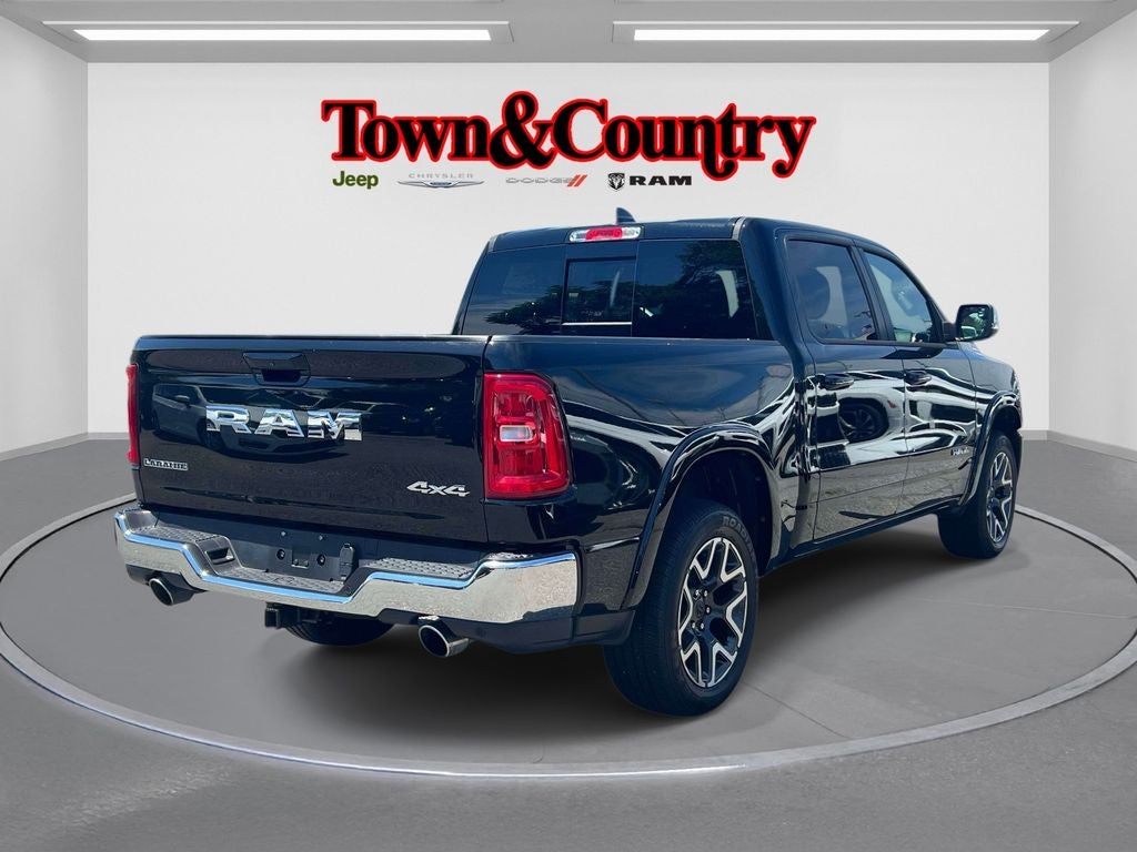 2026 RAM 1500 Laramie Crew Cab 4x4 5'7' Box