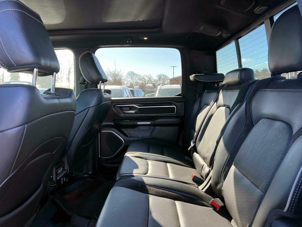 2019 RAM 1500 Laramie Crew Cab 4x4 5'7' Box