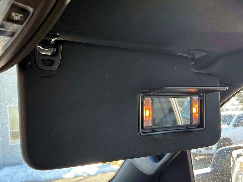 2019 RAM 1500 Laramie Crew Cab 4x4 5'7' Box