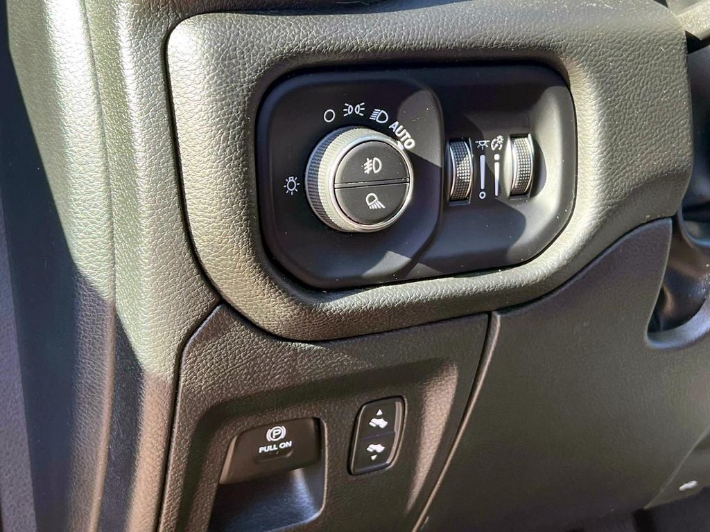 2025 RAM 1500 Rebel Crew Cab 4x4 5'7' Box