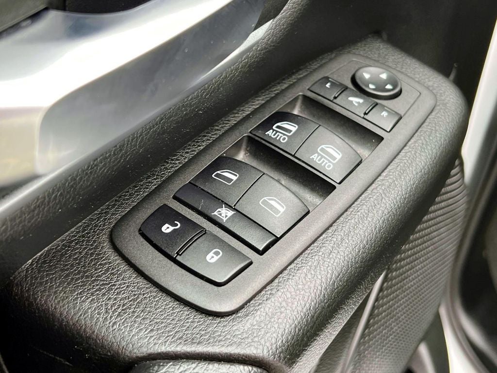 2023 RAM 1500 Big Horn Crew Cab 4x4 6'4' Box