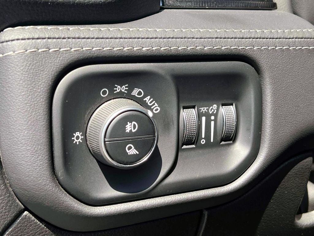 2025 RAM 1500 RHO Crew Cab 4x4 5'7' Box