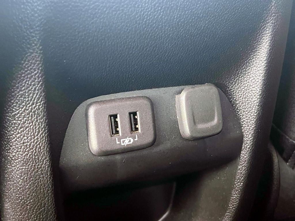 2022 Chevrolet Colorado 4WD Crew Cab Short Box LT