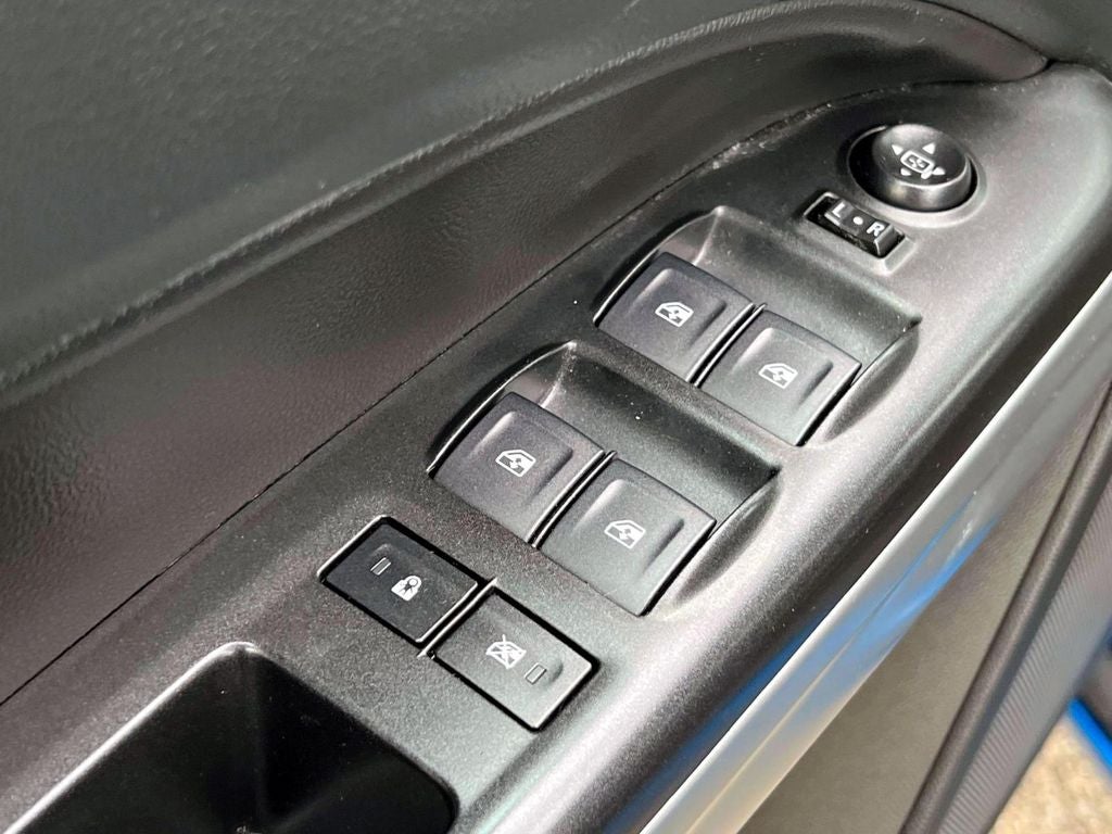 2022 Chevrolet Colorado 4WD Crew Cab Short Box LT