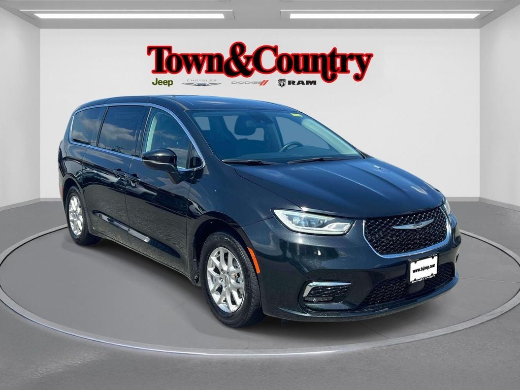 2023 Chrysler Pacifica