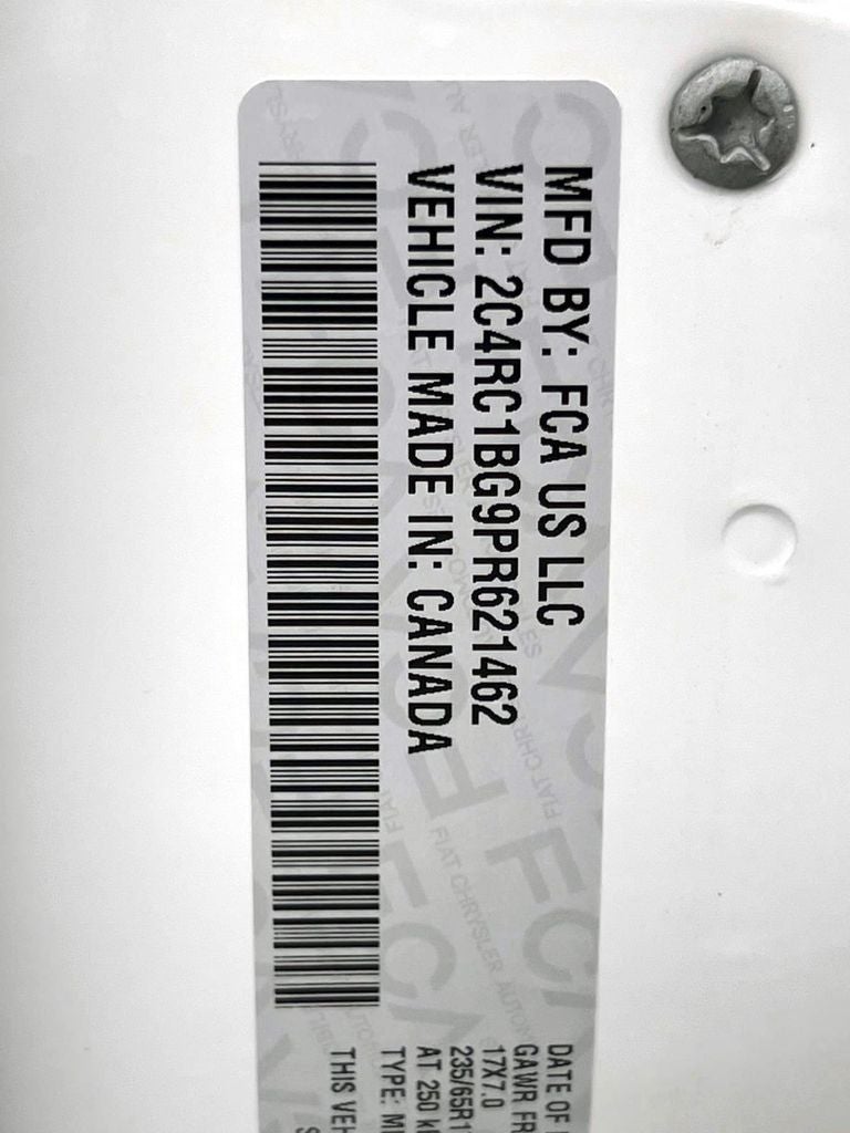 2023 Chrysler Pacifica Touring L