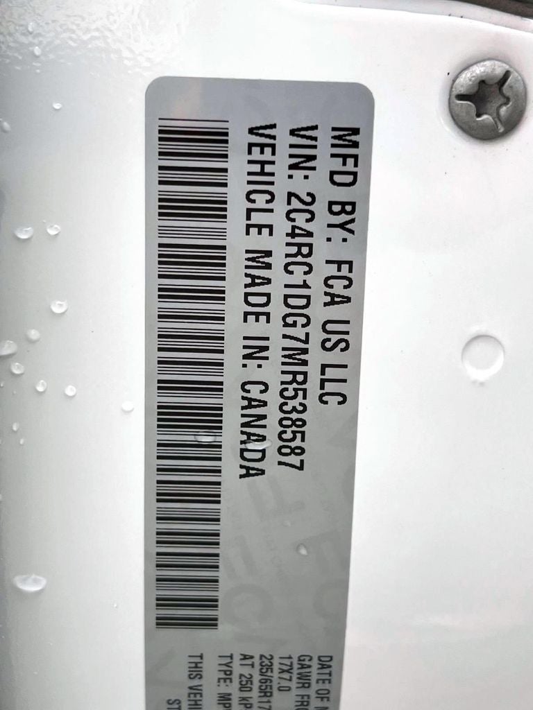 2021 Chrysler Voyager LXI