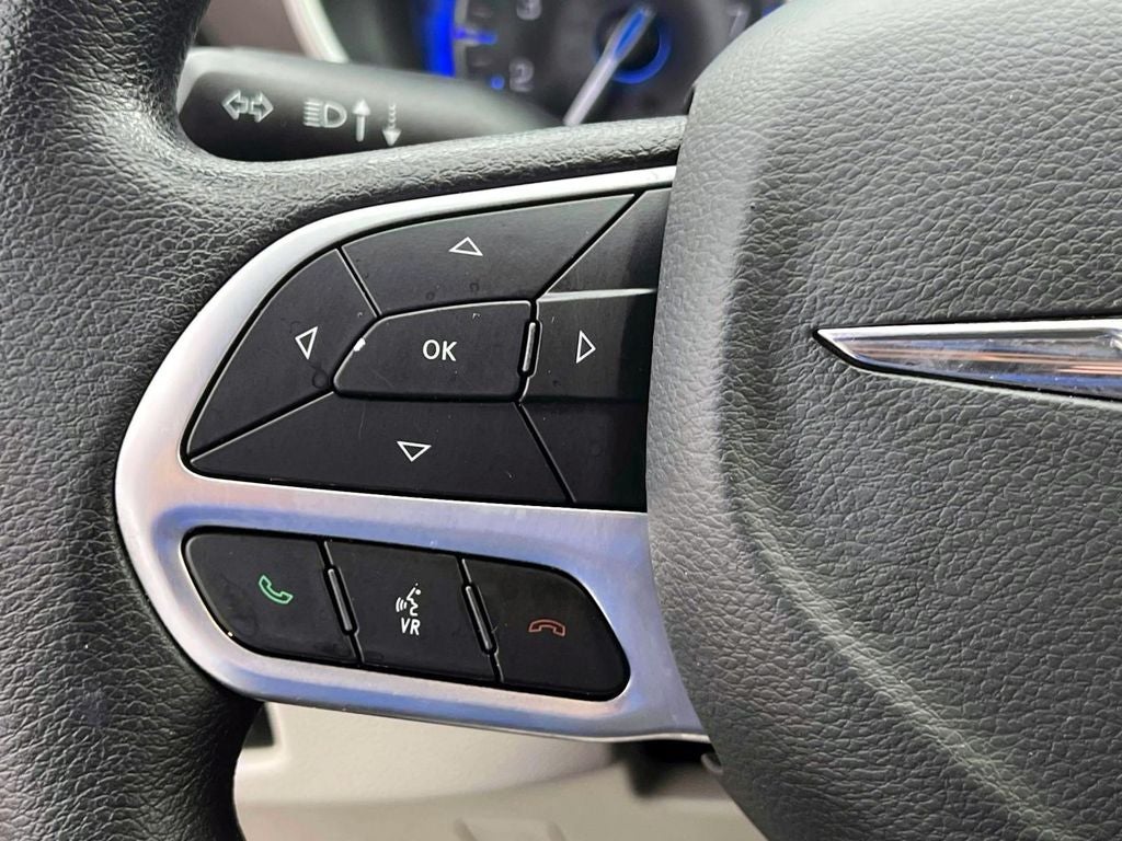 2021 Chrysler Voyager LXI