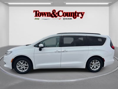 2021 Chrysler Voyager LXI