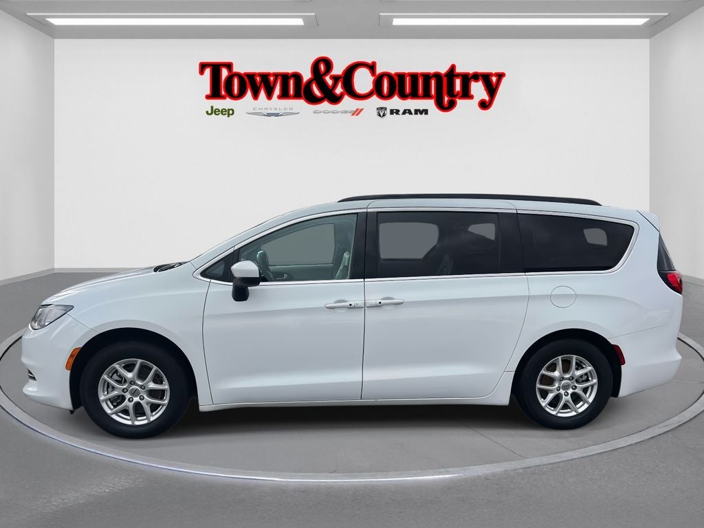 2021 Chrysler Voyager LXI