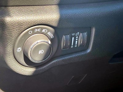 2024 Chrysler Pacifica Hybrid S Appearance Pkg