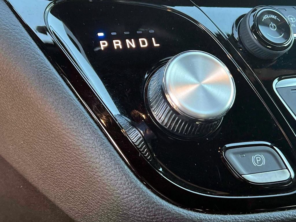 2024 Chrysler Pacifica Hybrid S Appearance Pkg