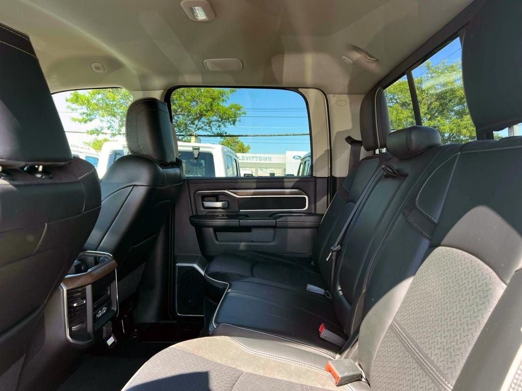 2024 RAM 2500 Laramie Crew Cab 4x4 6'4' Box