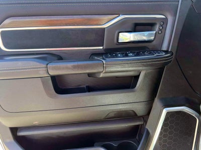 2024 RAM 2500 Laramie Crew Cab 4x4 6'4' Box