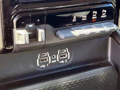 2024 RAM 2500 Laramie Crew Cab 4x4 6'4' Box