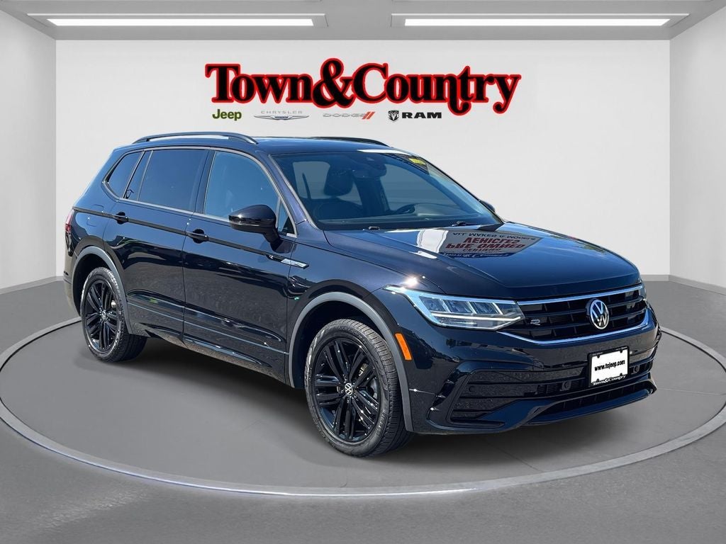 2022 Volkswagen Tiguan 2.0T SE R-Line Black