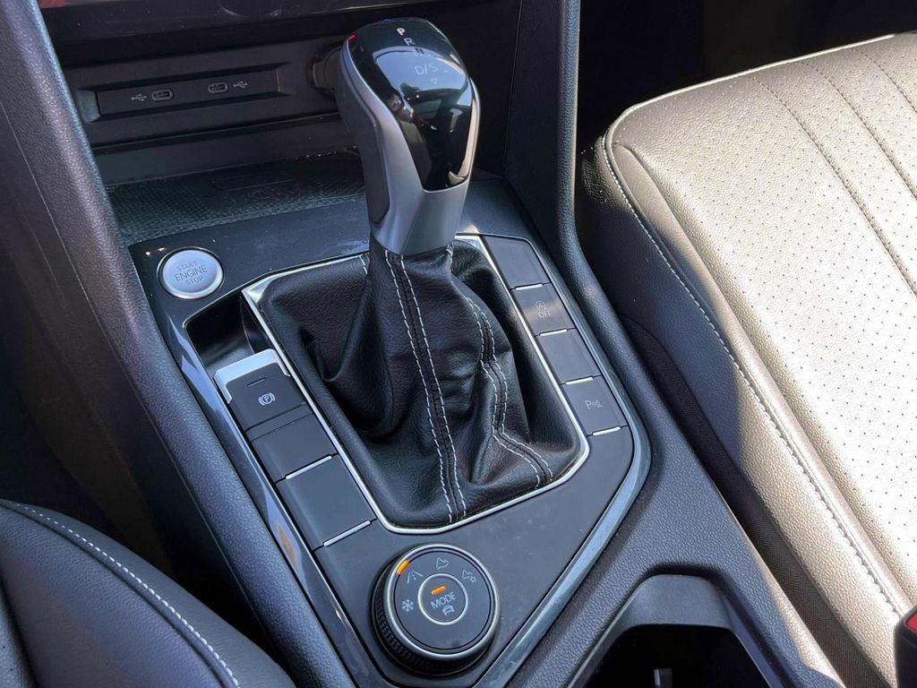 2022 Volkswagen Tiguan 2.0T SE R-Line Black