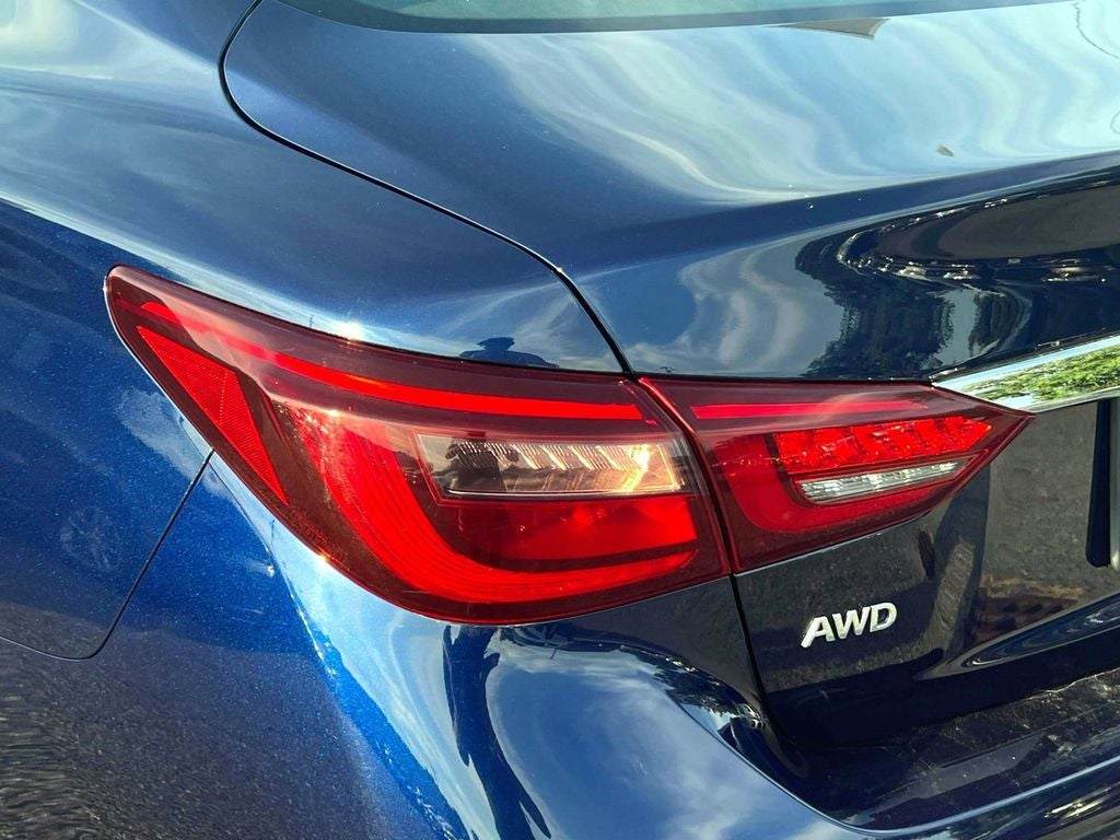 2021 INFINITI Q50 LUXE AWD