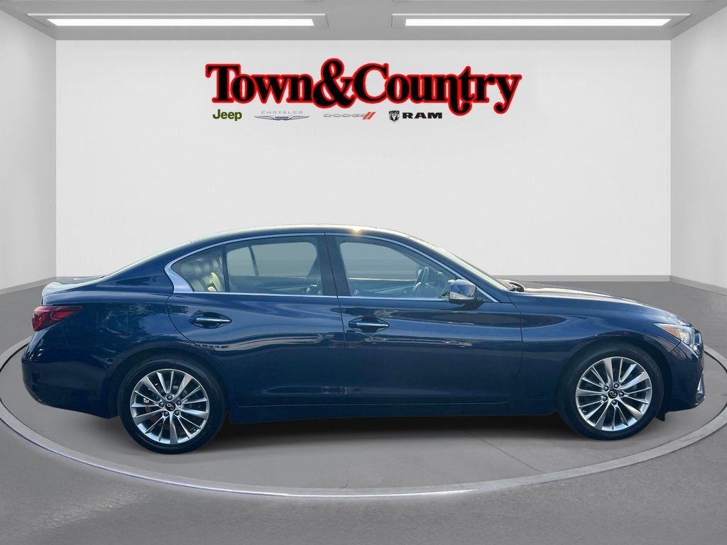 2021 INFINITI Q50 LUXE AWD
