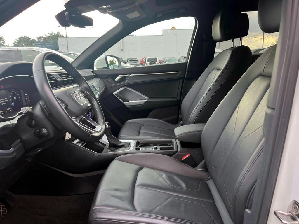 2022 Audi Q3 Premium 45 TFSI S line quattro Tiptronic