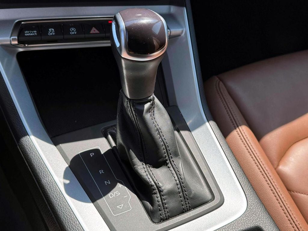 2022 Audi Q3 Premium 45 TFSI S line quattro Tiptronic