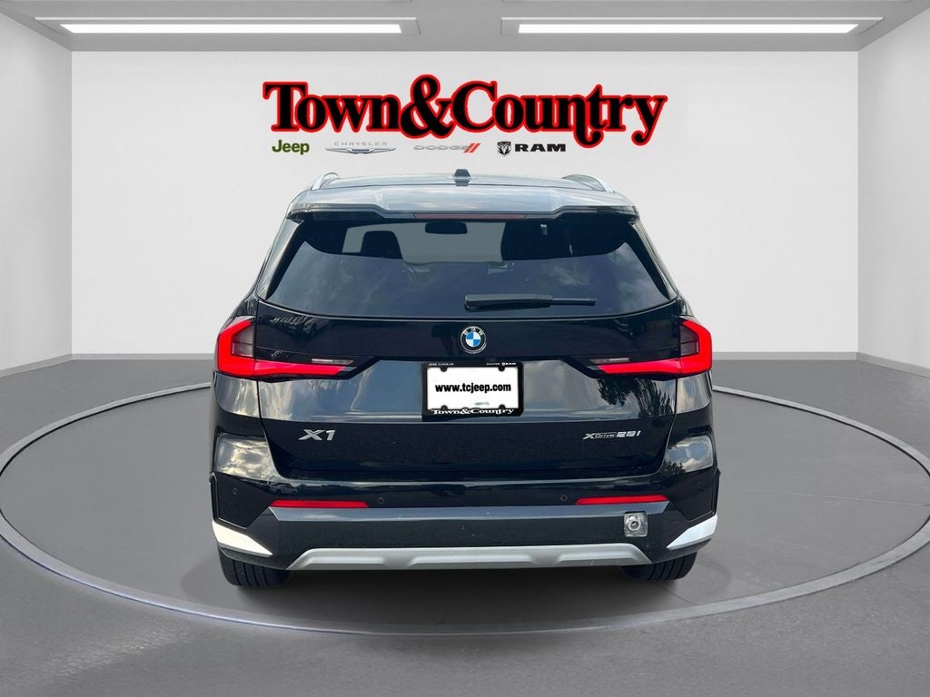 2025 BMW X1 xDrive28i