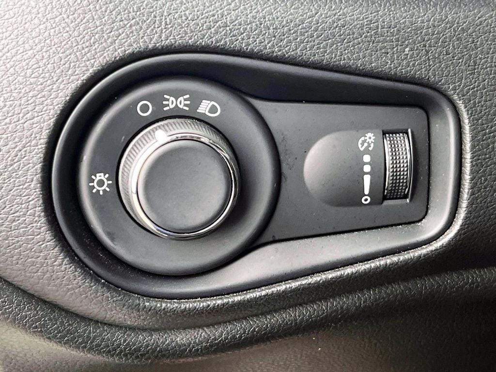 2023 Jeep Renegade Latitude 4x4