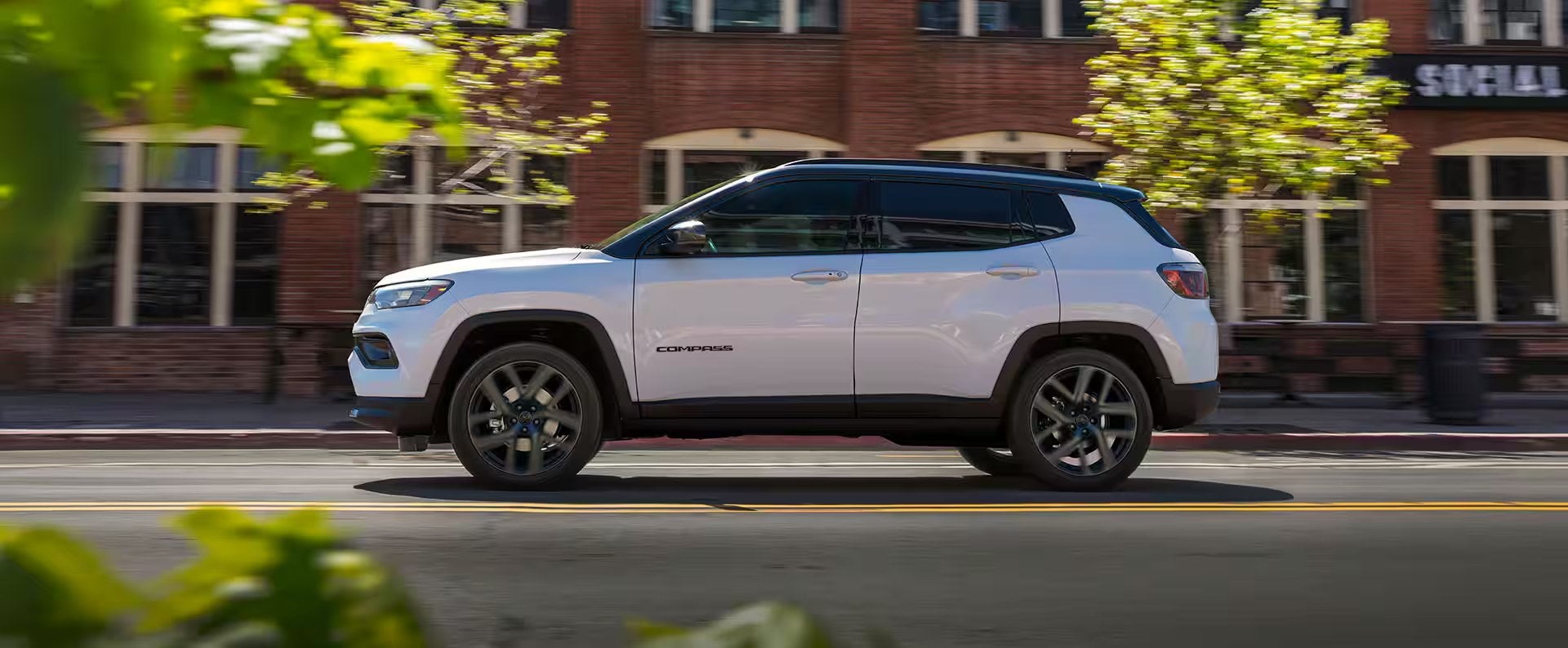 A Beginner's Guide to Buying Your First Jeep Compass in Levittown