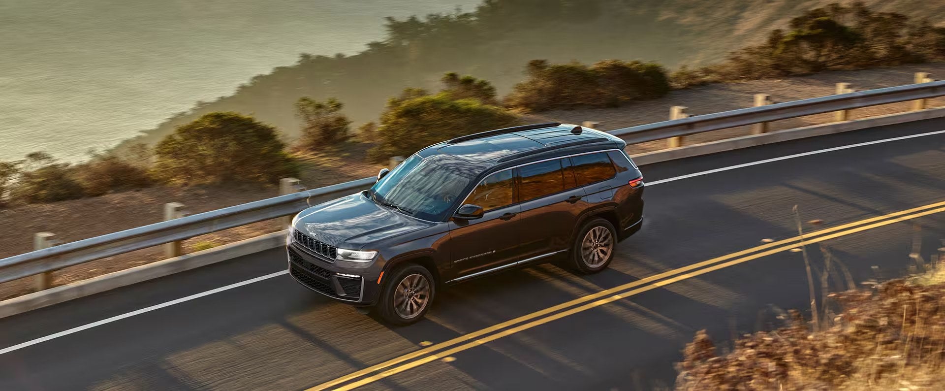 Driving the Wantagh Parkway in Your Jeep Grand Cherokee: A Local Guide for Levittown Commuters